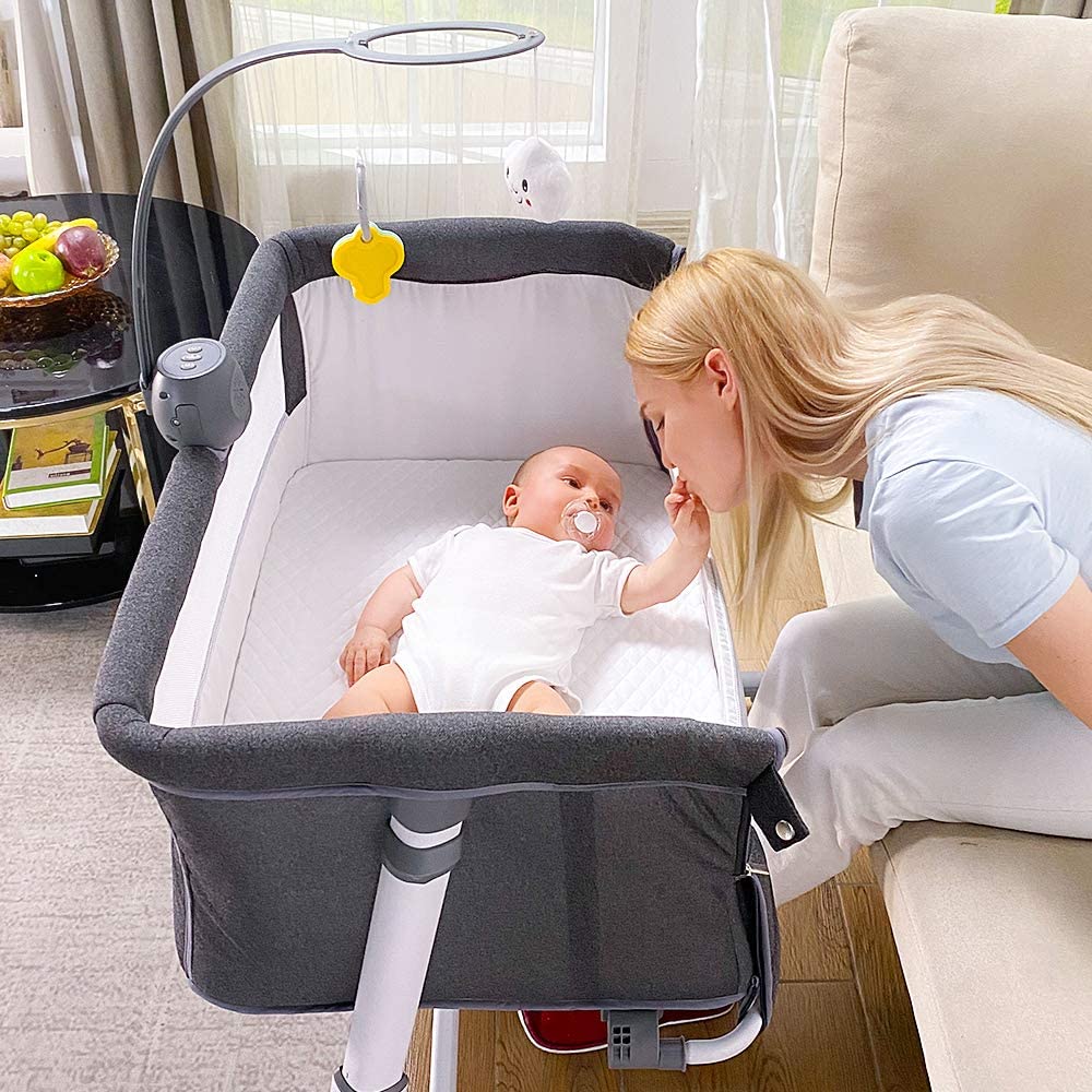 Newborn Baby Bedside Co Sleeper, Children Cot, Baby bed with Wheels and Adjustable Height Levels.
